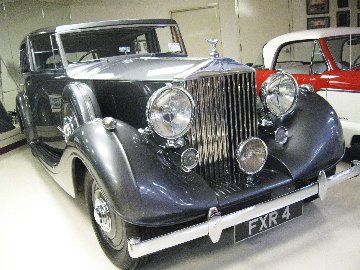 carpix33y.jpg