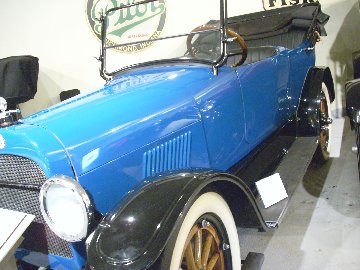 carpix44b.jpg